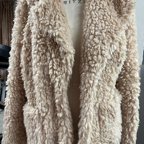 FUZZY PLUSH JACKET - Picture 1 of 2